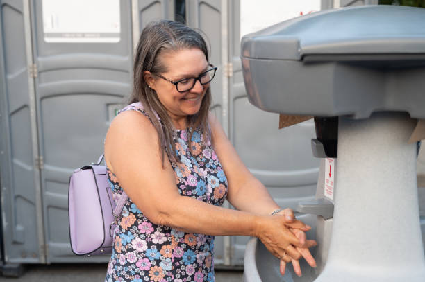 Best Porta potty rental near me  in Stow, OH